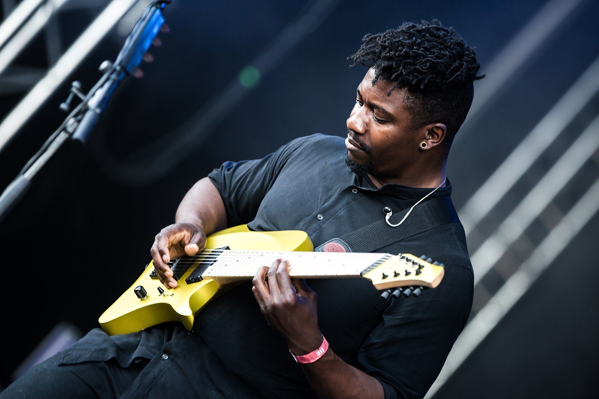 Tosin Abasi